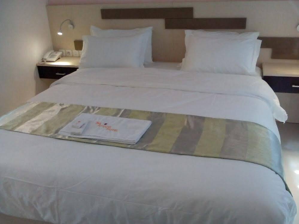 The Arizon At Malioboro Hotel Γιογκιακάρτα Εξωτερικό φωτογραφία